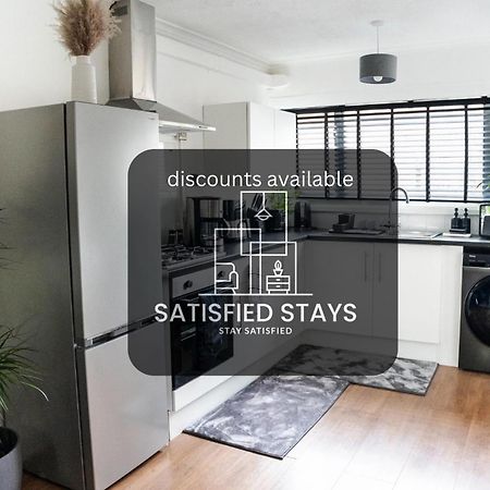 Modern 1 Bed Apartment In Greenwich - Wifi - Netflix And Stations Nearby London Exterior photo