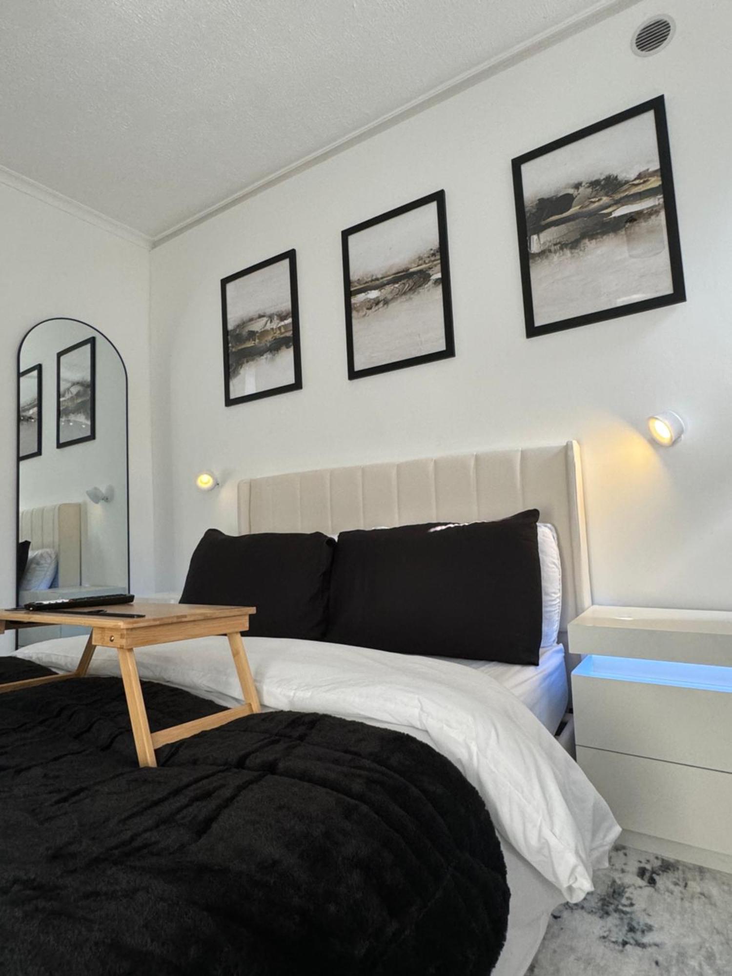 Modern 1 Bed Apartment In Greenwich - Wifi - Netflix And Stations Nearby London Exterior photo