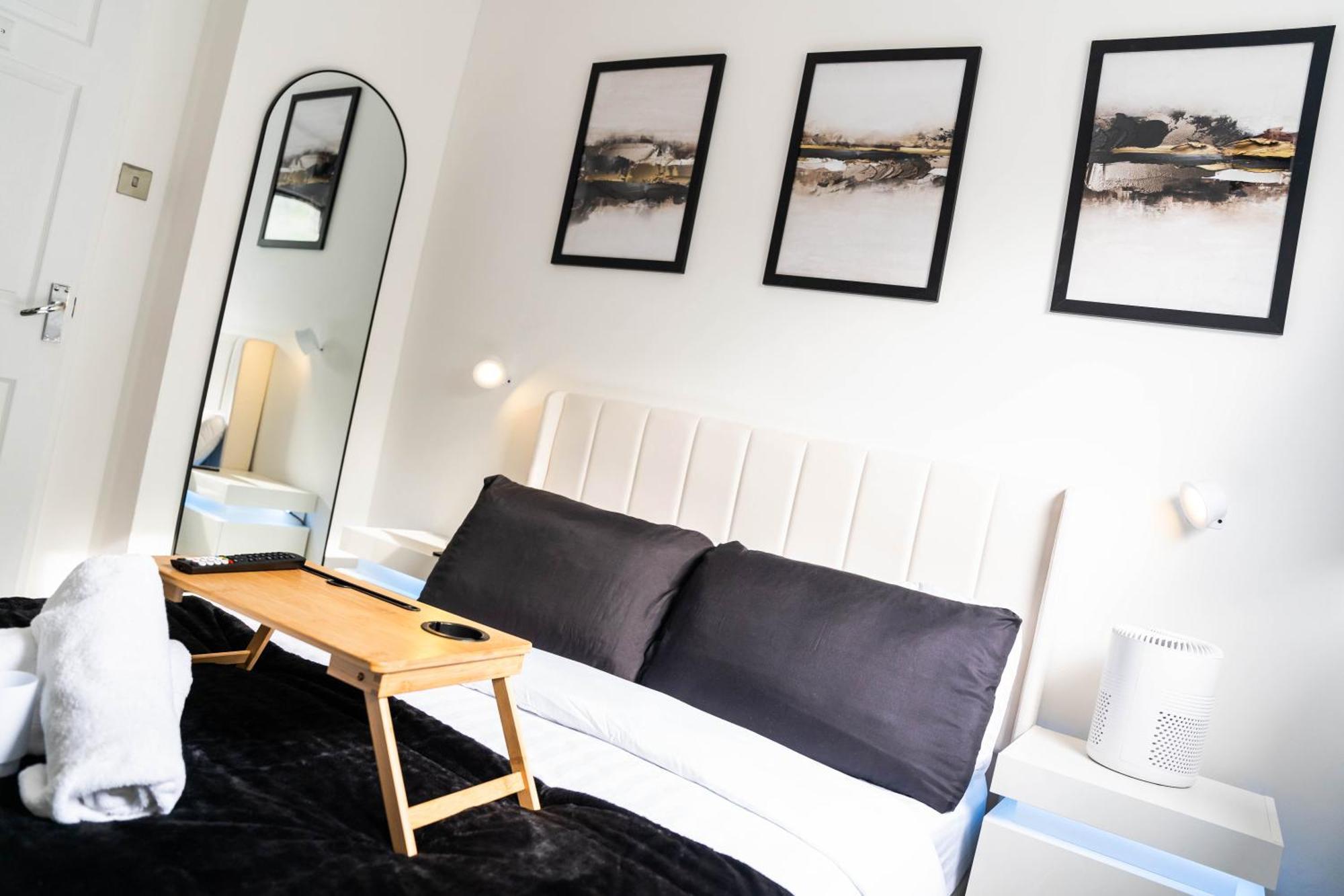 Modern 1 Bed Apartment In Greenwich - Wifi - Netflix And Stations Nearby London Exterior photo