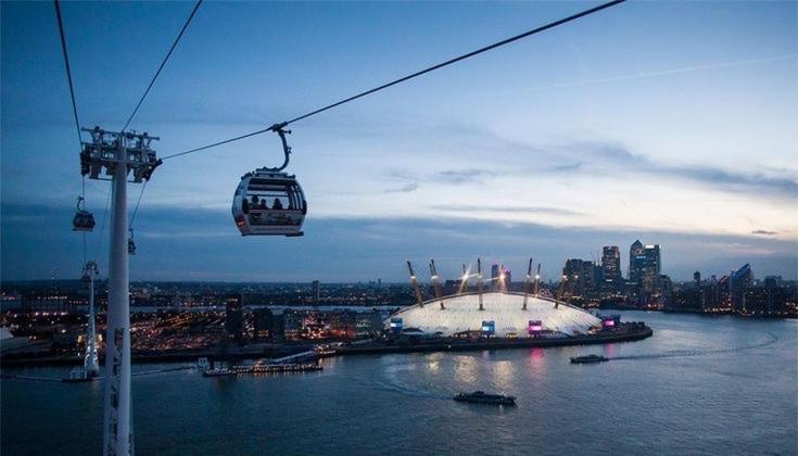 Modern 1 Bed Apartment In Greenwich - Wifi - Netflix And Stations Nearby London Exterior photo